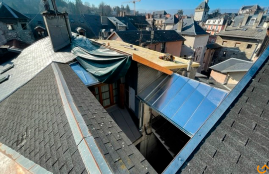 Réfection des toitures et d'une cage d'escaliers à Chambéry